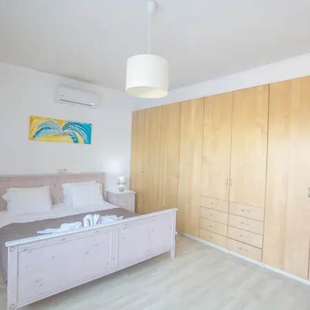 Villa You Will Love This Luxury 4 Bedroom Holiday In With Private Pool 1702 *