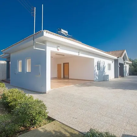 Villa You Will Love This Luxury 4 Bedroom Holiday In With Private Pool 1702 Protaras
